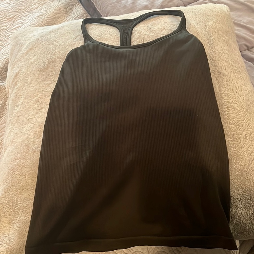 Athleta Renew Support Top D-DD Army Green M